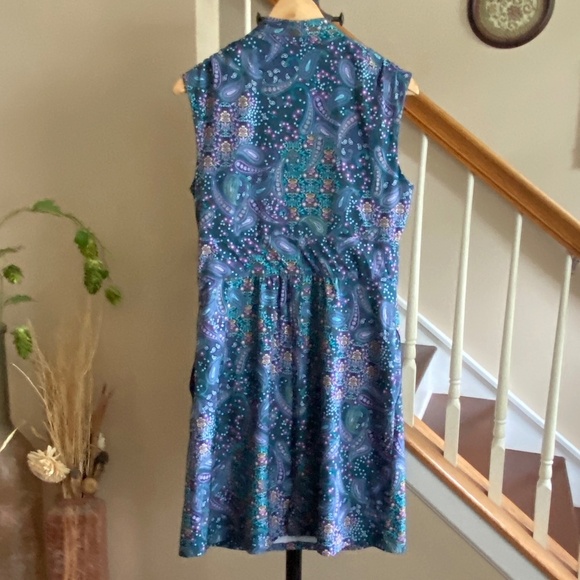 Athleta Dahlia Paisley Printed V-Neck Sleeveless Mini Dress Sz 10 - Picture 4 of 15